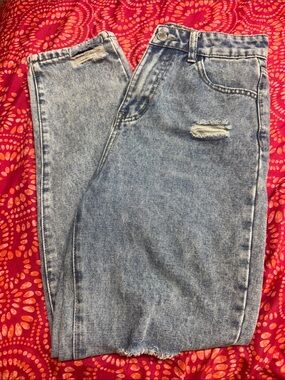 SHEIN Light Blue Slim Straight Distressed Jeans